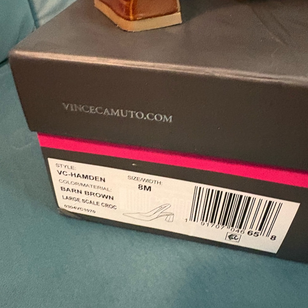 Vince Camuto Tan Croc-Embossed Heels - Picture 7 of 7